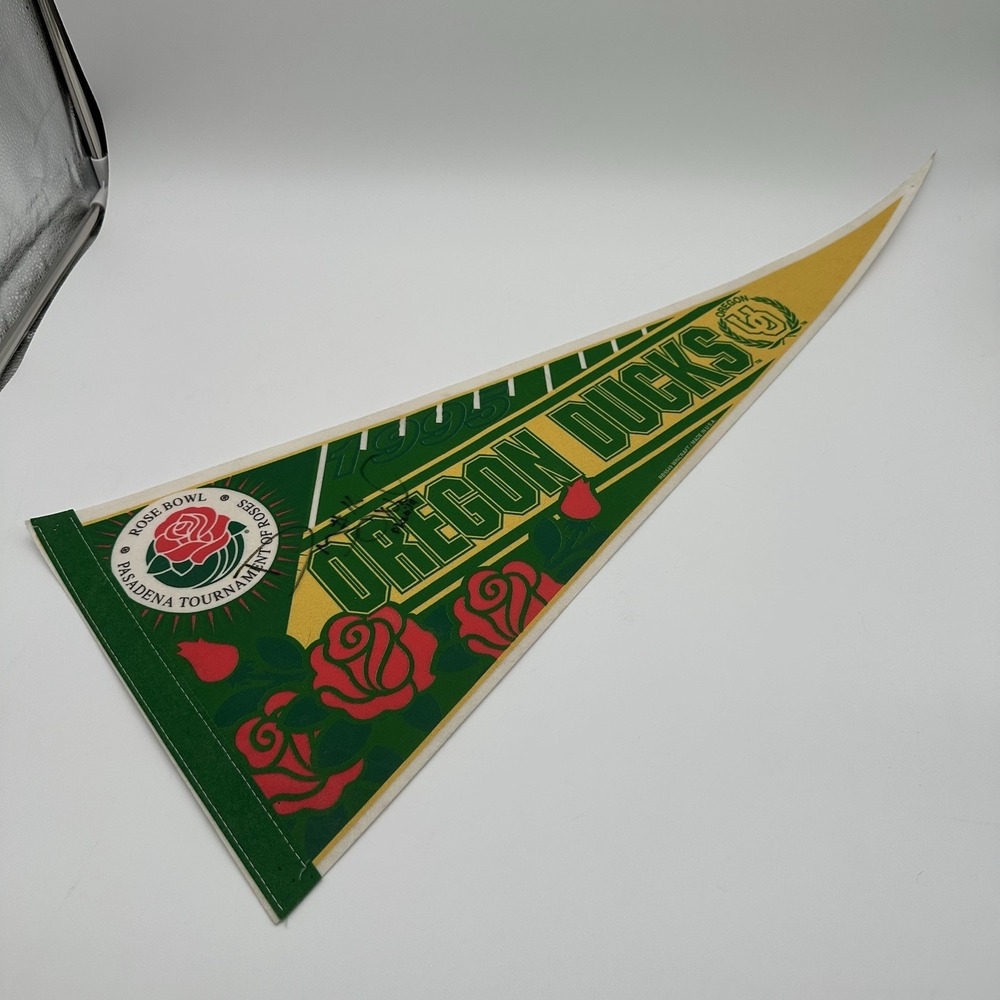 Vintage 1995 Oregon Ducks Rose Bowl Pennant Signed Danny O'Neil WinCraft